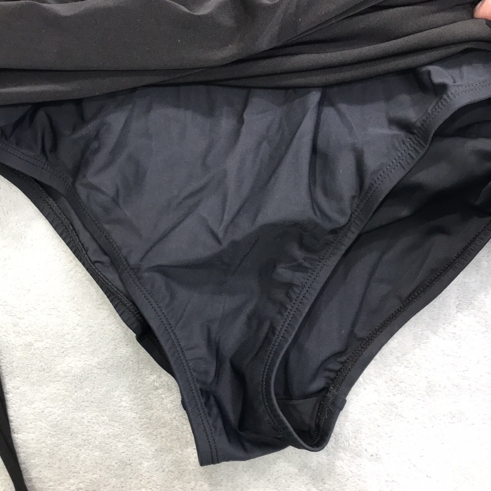 Beyond Control Black V Neck Cinching Swim Dress Size 6 New - Picture 3 of 12